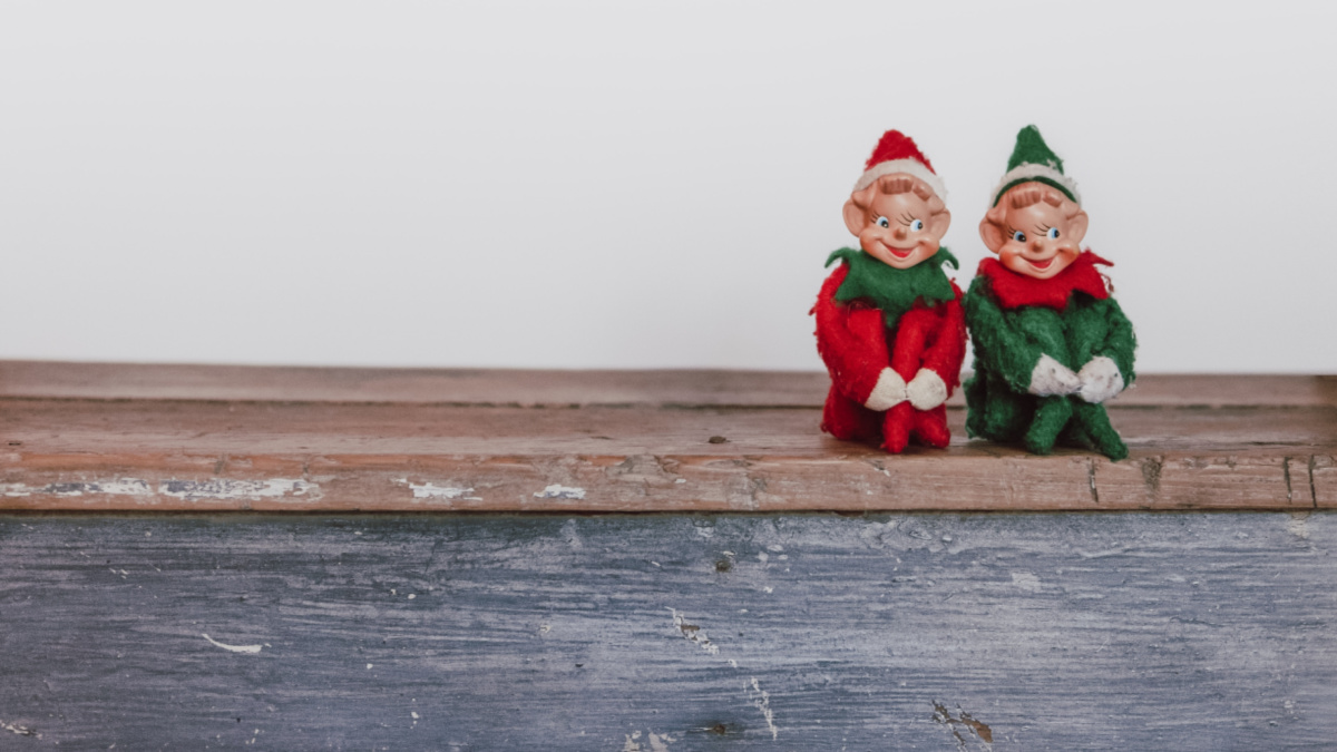 Elf on the Shelf morality: There's got to be a better way to teach our kids to be good people | two toy elves on a shelf