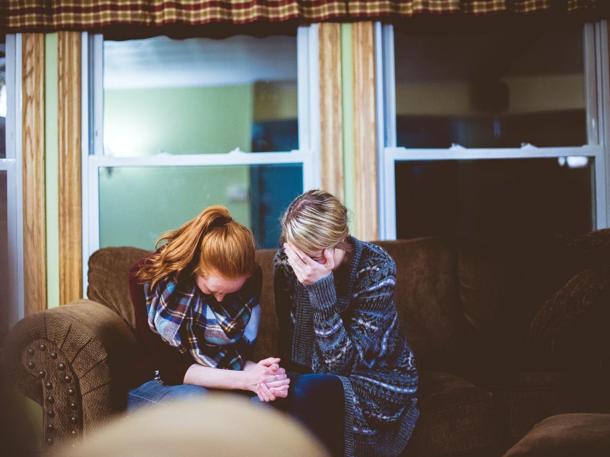 Why thanking those who offer their prayers isn't always the best idea | 2 people praying